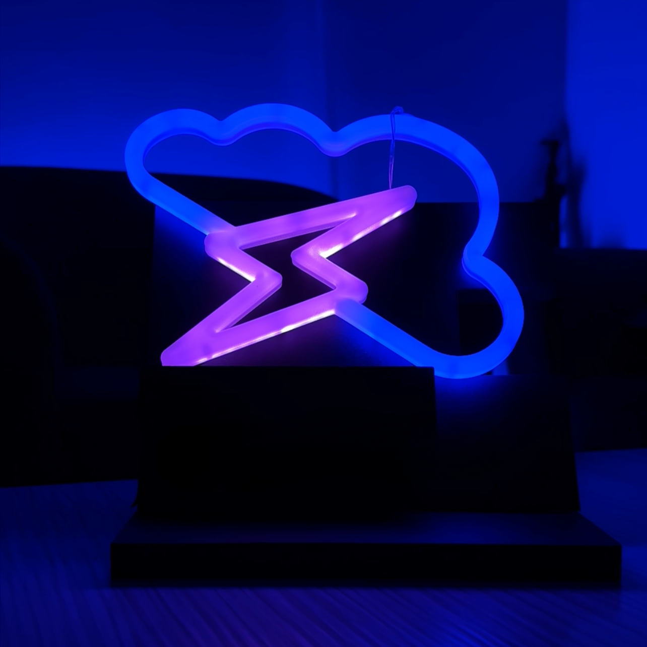 مصباح نيون ديكور LED – NeonGlow Light